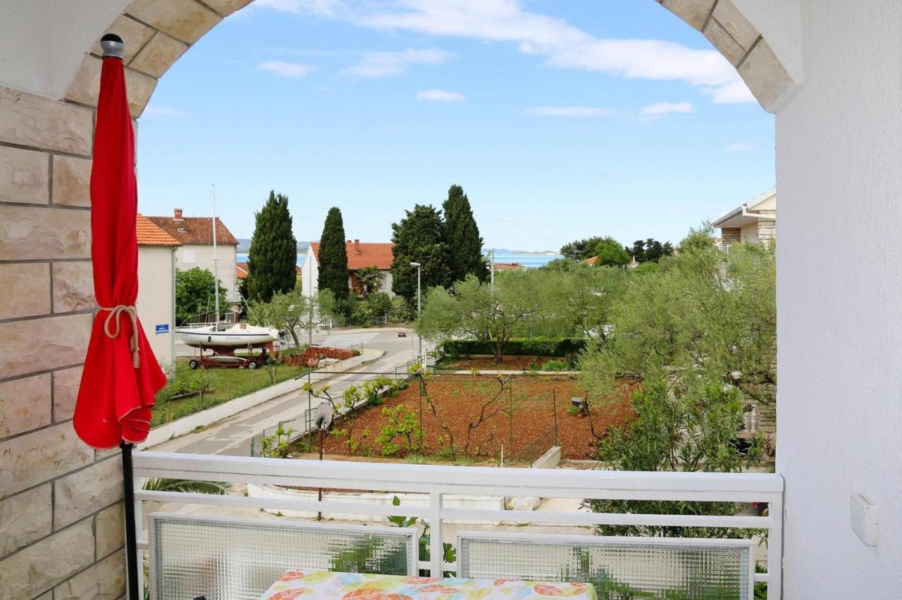 Apartments Adelheid In Biograd, Close To The Beach Биоград-на-Мору Экстерьер фото