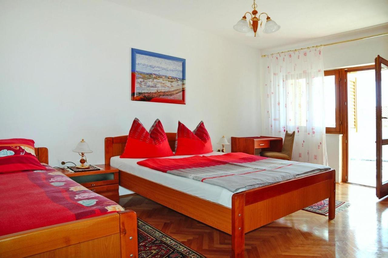 Apartments Adelheid In Biograd, Close To The Beach Биоград-на-Мору Экстерьер фото